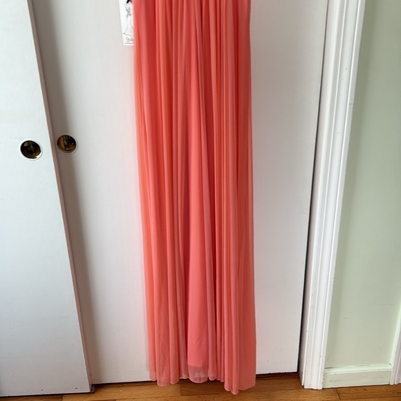 Jolene Prom Dress 4 - Picture 11 of 13